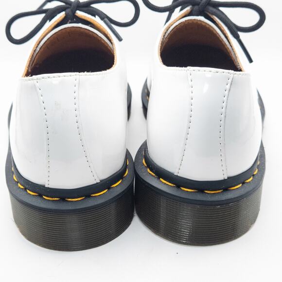 Dr. Martens White Glossy Oxford Shoes Size 9 Mod Punk Minimalist Streetstyle - Picture 6 of 7